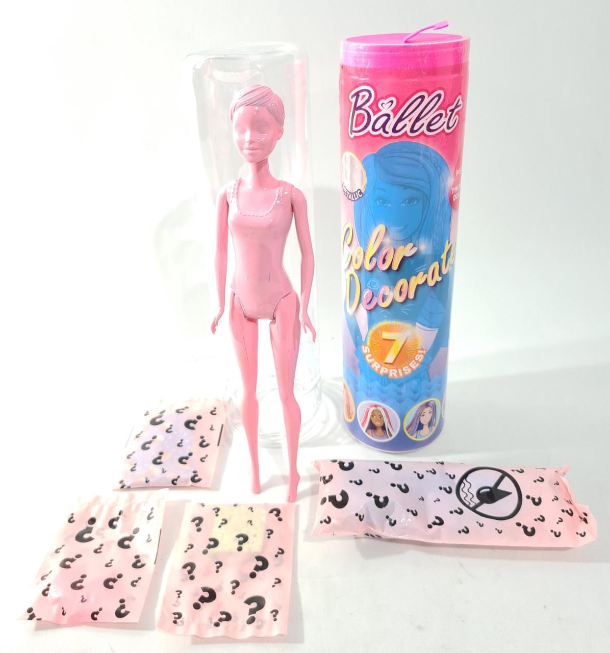 BONECA RÉPLICA BARBIE MUDA DE COR COM 7 SURPRESAS